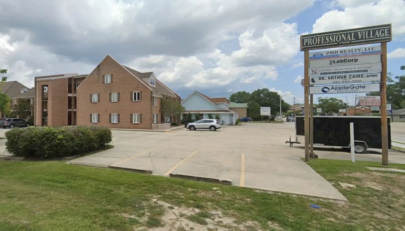 AppleGate Recovery Slidell