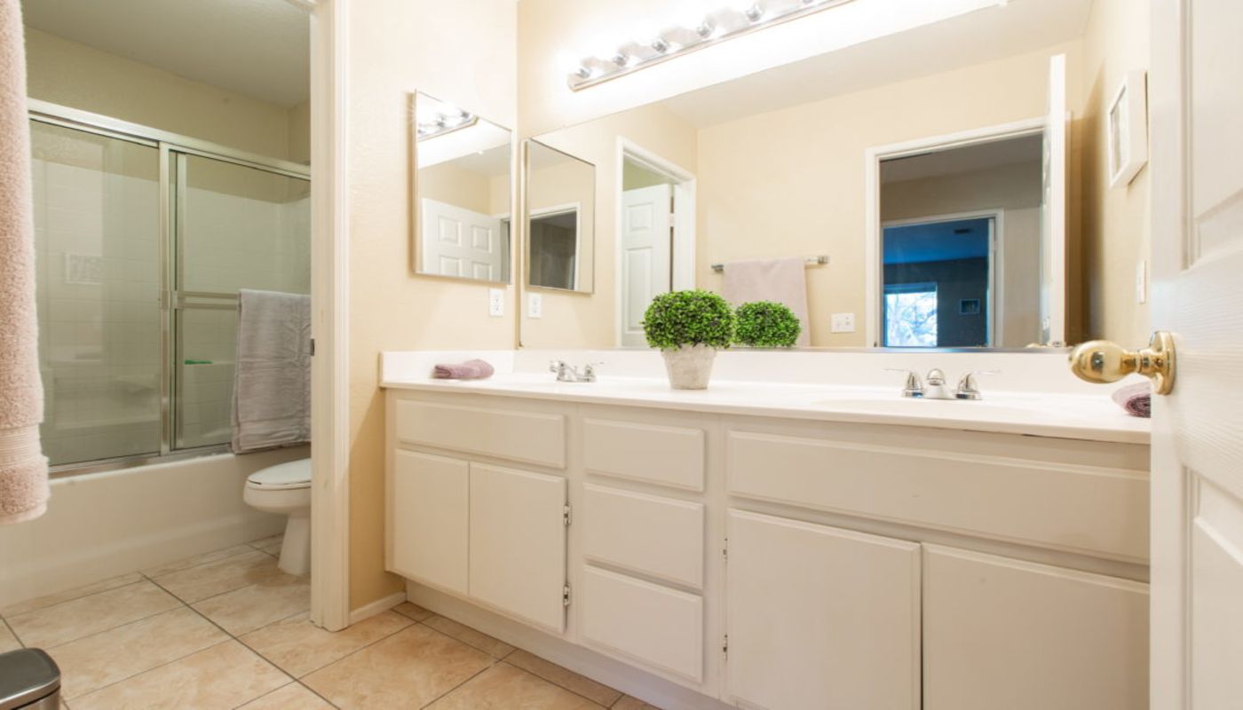 Caring Hands Recovery