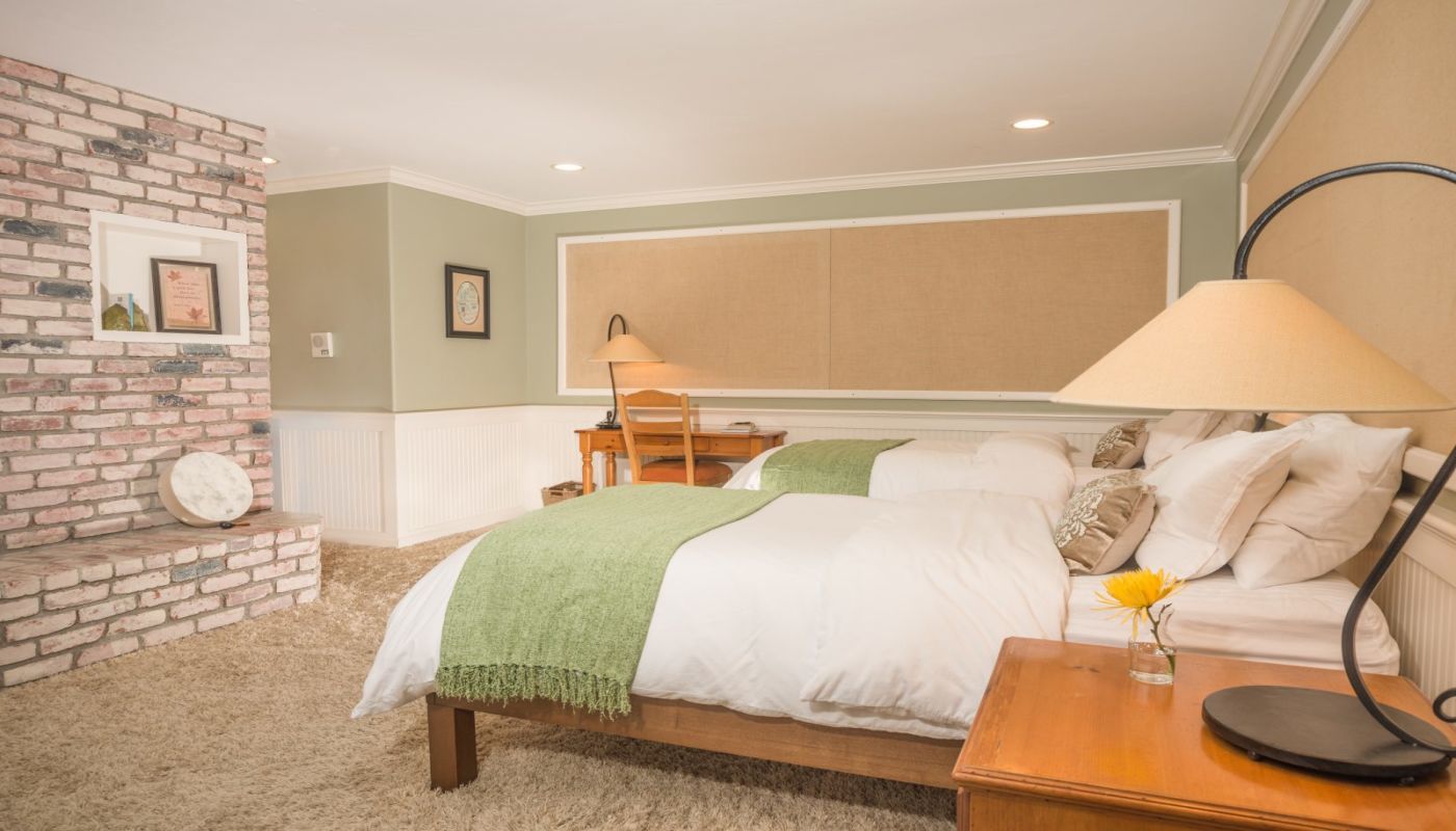 Clementine Calabasas