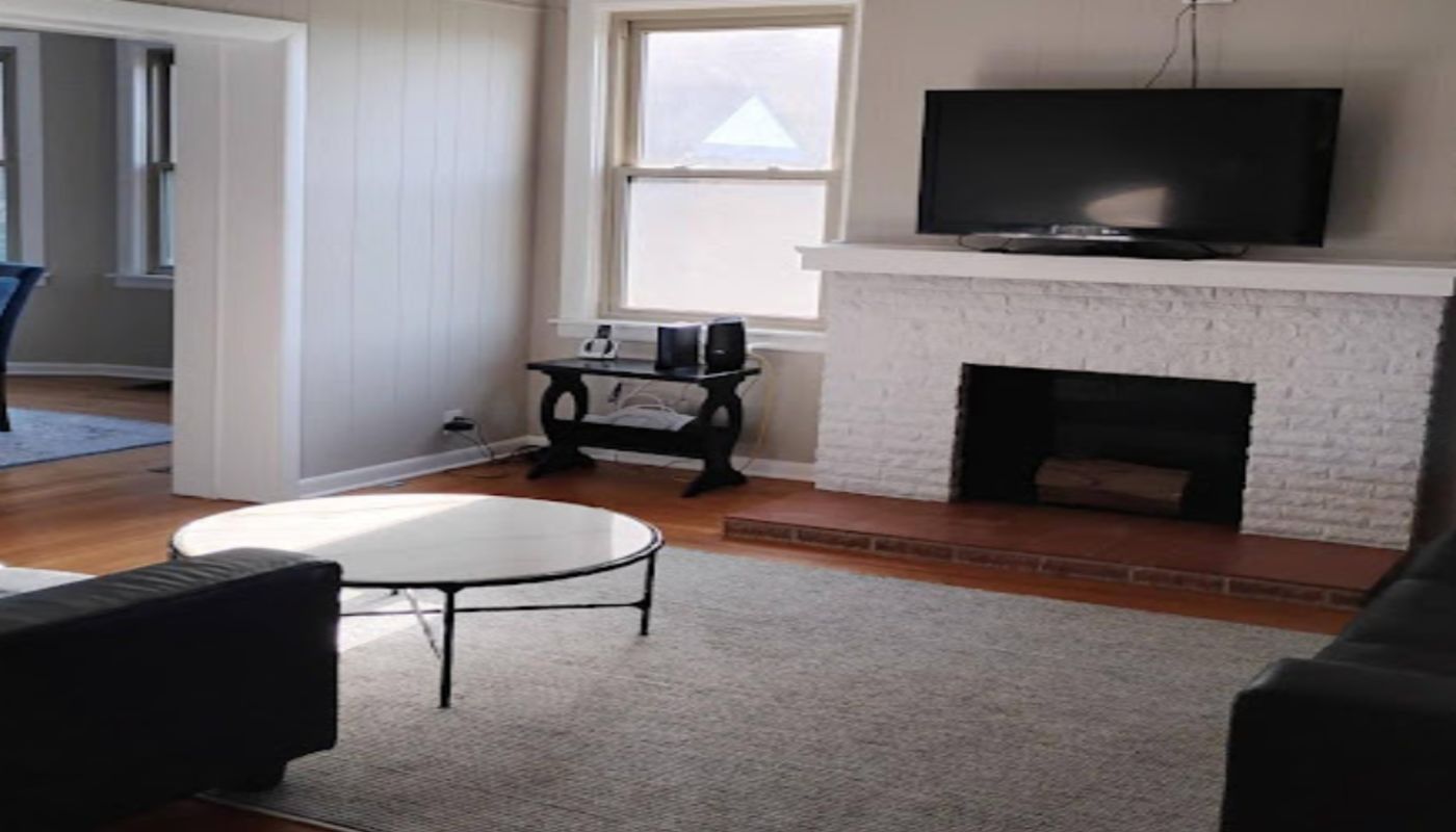 Izzy's House Hopkins House