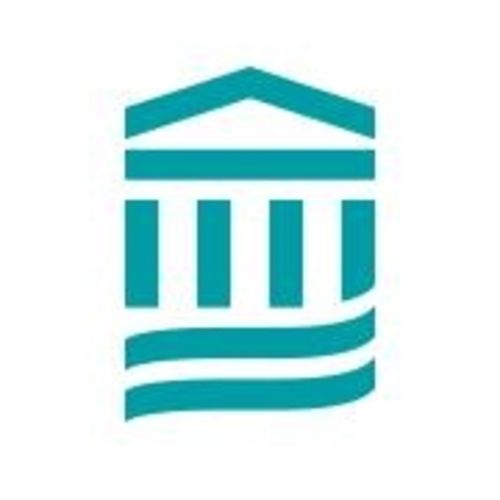 McLean SouthEast at Oak Street