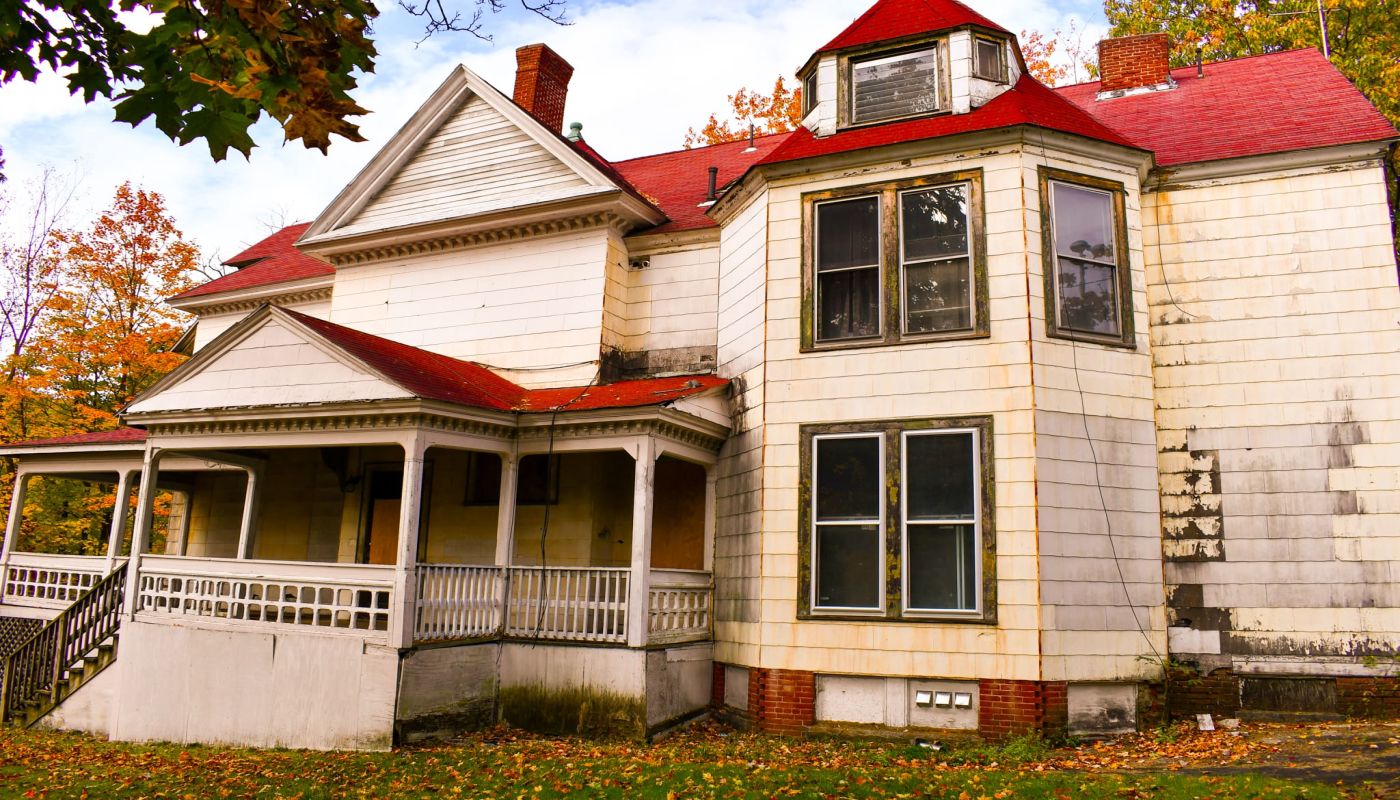 Men of Dignity: King Sober House