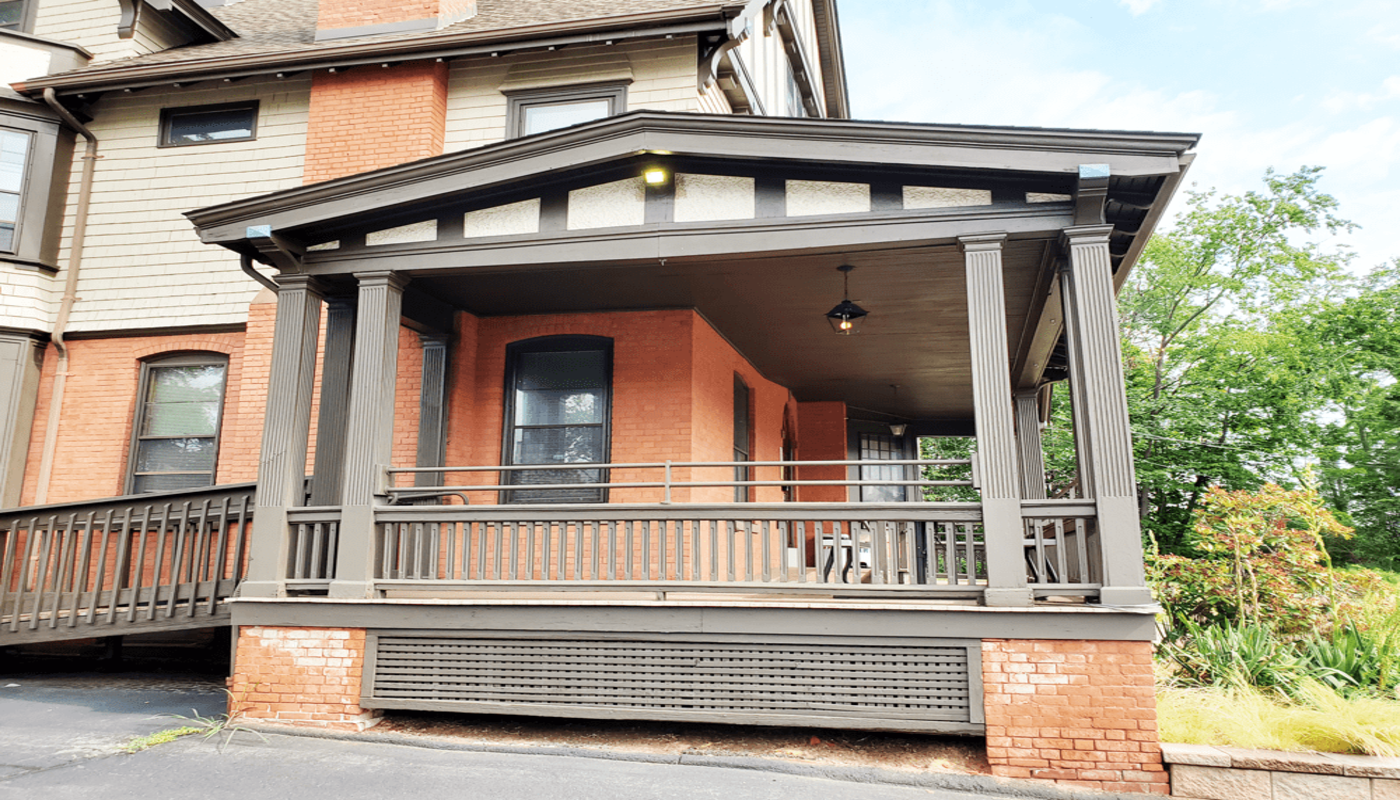 Russell Men's Sober House